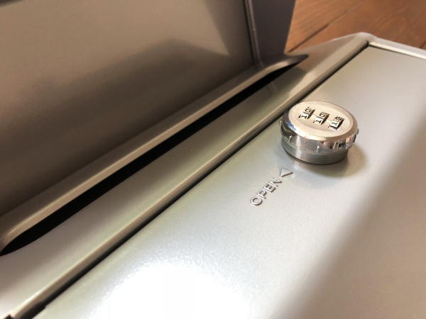 フラグバー付き USメールボックス2(郵便受け) ダイヤルロック フラグバー付き USメールボックス2(郵便受け) ダイヤルロック