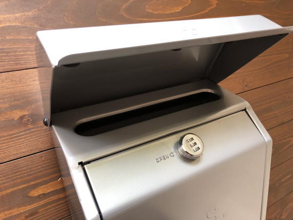 フラグバー付き USメールボックス2(郵便受け) ダイヤルロック フラグバー付き USメールボックス2(郵便受け) ダイヤルロック