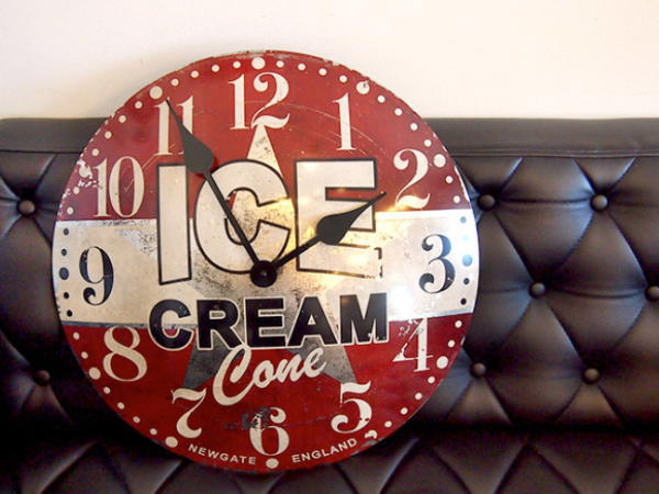【NEWGATE】Ice cream advertising（アイスクリームアバタイジング）クロック（掛け時計）