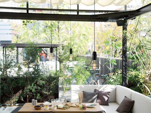 POLYGONAL（ポリゴナル）ペンダントランプ