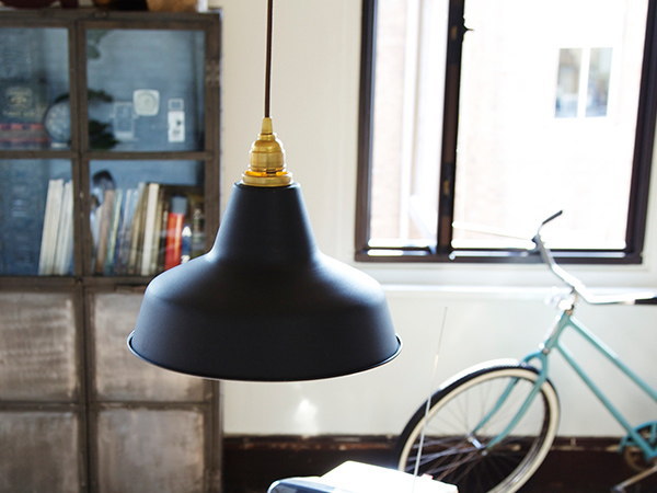 RAILROAD（レイルロード）ペンダントランプ