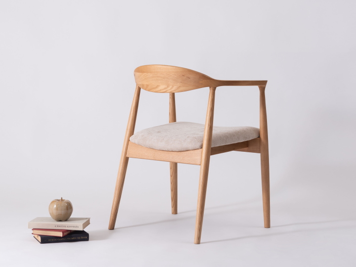 マロー ダイニングチェア MALLOW DINING CHAIR F7-107 【FORM】フォーム
