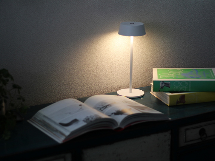 オリカ コードレス LED テーブルライト OLIKA CORDLESS LED TABLE LIGHT 003400【BRID】ブリッド