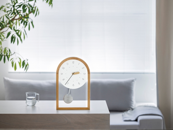 イクナ ウォールクロック IKKUNA WALL CLOCK 掛け時計 振り子時計  CL-4621【INTERFORM】インターフォルム