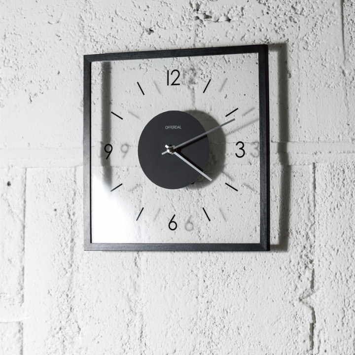 ラトゥリ LATURI ウォールクロック（掛け時計）  CL-4424【INTERFORM】インターフォルム