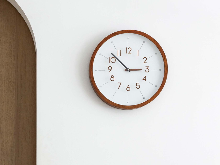 ノーラ ウォールクロック NOORA WALL CLOCK CL-4674【INTERFORM】インターフォルム　正面