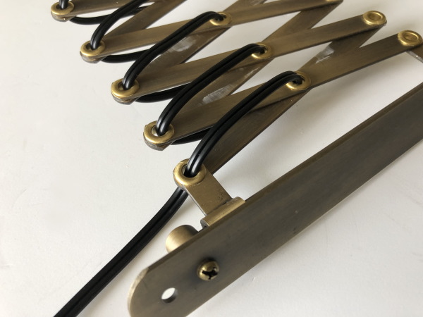 SCISSOR25（シザー25）ブラケットライト（伸縮ランプ） 家具